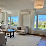 Private Villa In Elviria
