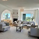 Private Villa In Elviria