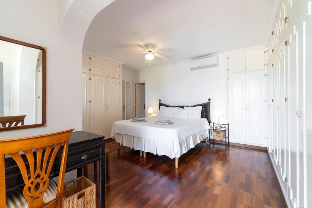 Private In Elviria *